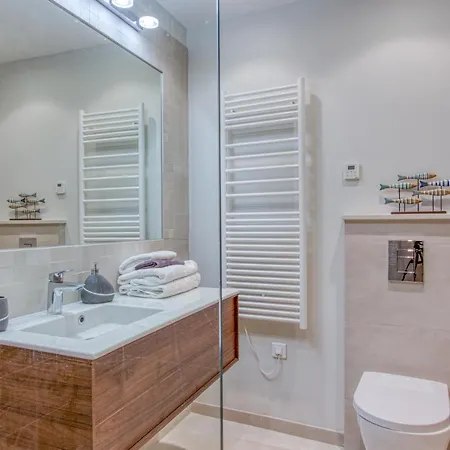 Style In Cannes-beautiful Apt-5 Mins Stroll To Festival-beach-port Apartment Cannes